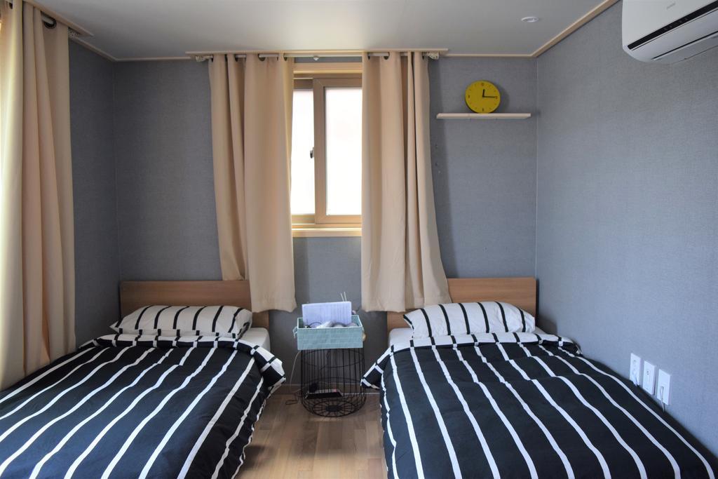 Red Stone Guesthouse Сеул Экстерьер фото